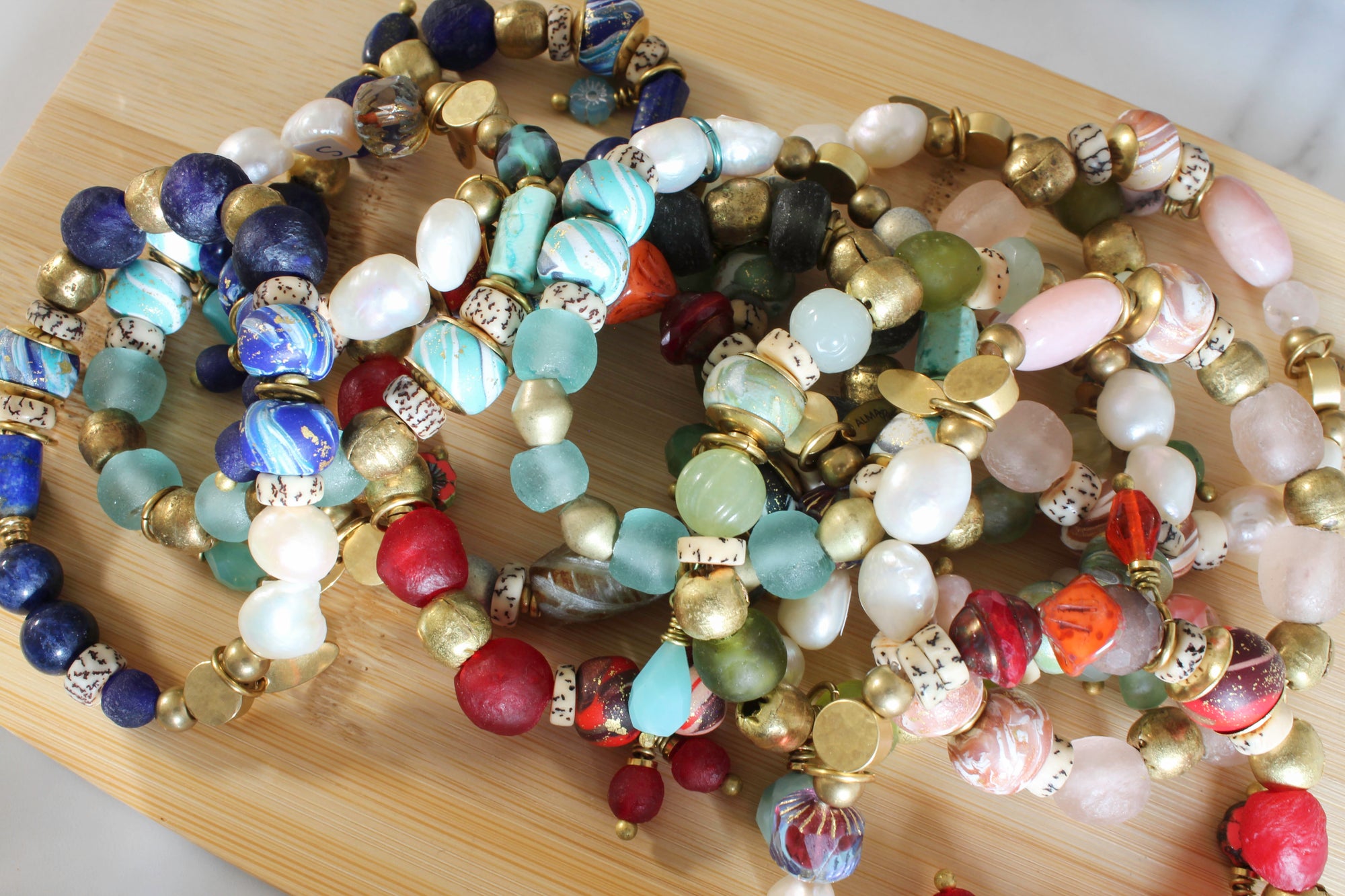 BOHO STRETCH BRACELET WITH RECYCLED GLASS BEADS - AQUA