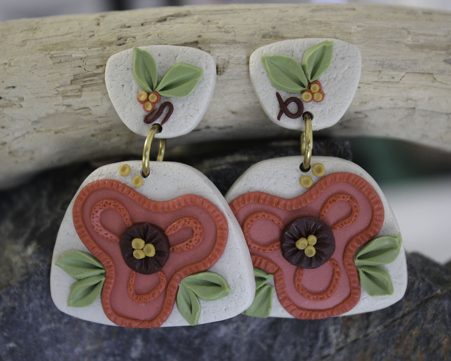 MAYA Earrings. Polymer Clay, Red Poppy Floral earrings, Flower Earrings, Dangle earrings